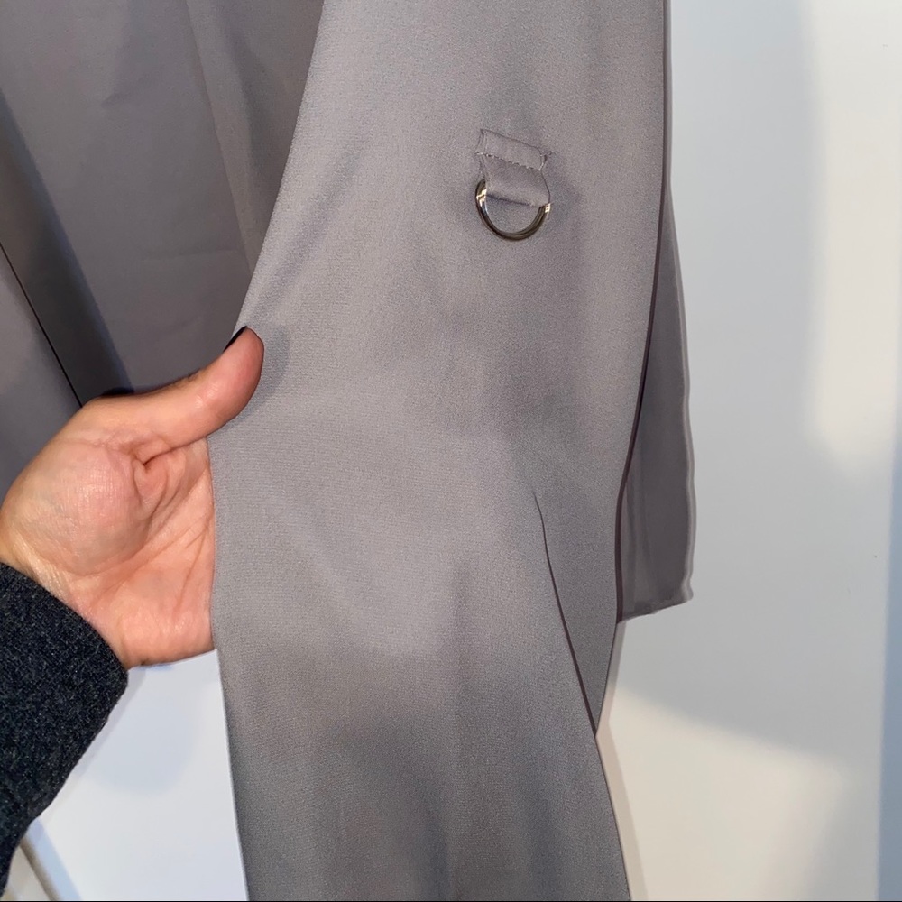 Dearcase Blouse Gray NWT - Picture 6 of 12